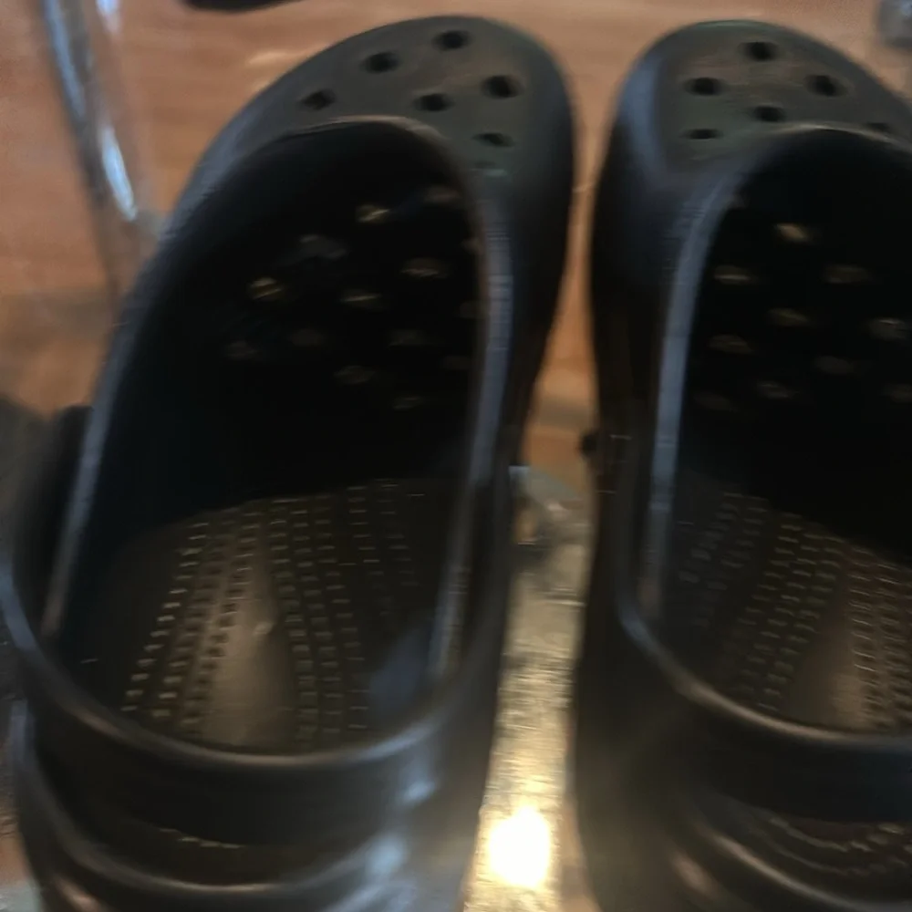 Clogs - Picture 6 of 9